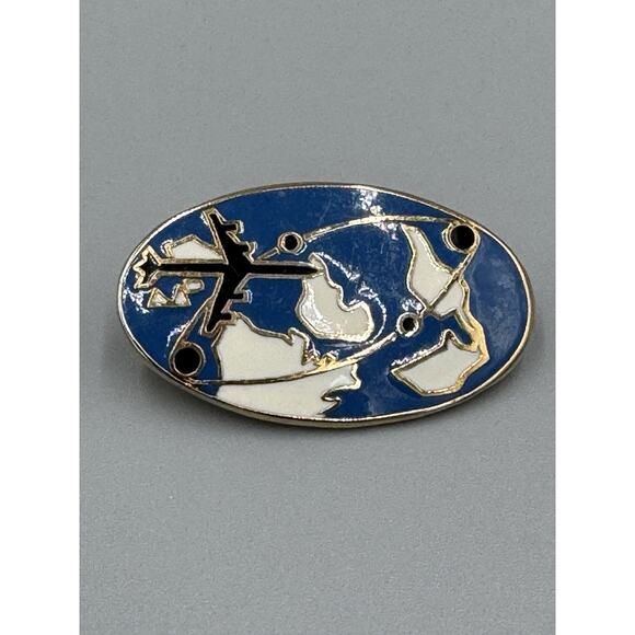 Vintage France Air Force Escadron de Transport 3/60 Estérel Lapel Pin - Picture 1 of 6